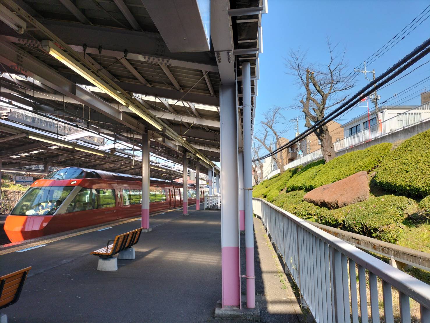 百合ヶ丘駅ホーム