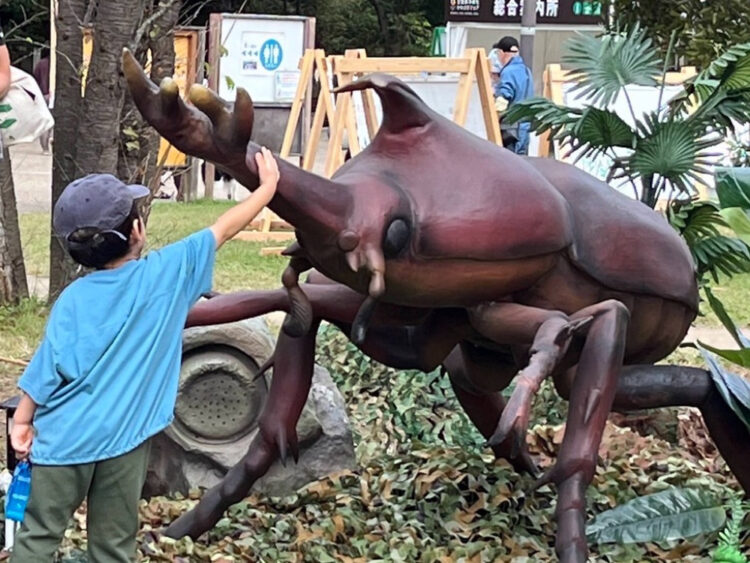 【生田緑地会場：3/22(土)、3/23(日)】巨大昆虫との遭遇